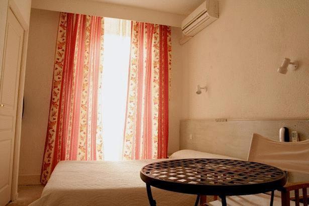 Hotel De Paris Montpellier Bagian luar foto